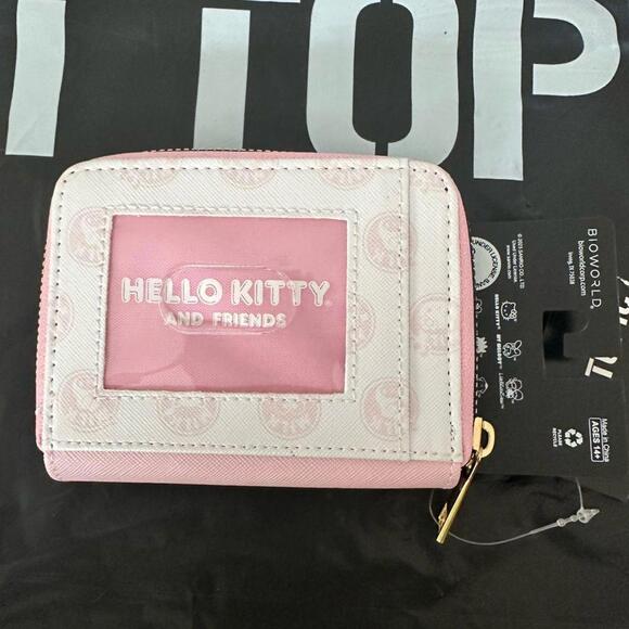 Hello Kitty And Friends Milk Cartons Compact Wallet - Picture 2 of 4